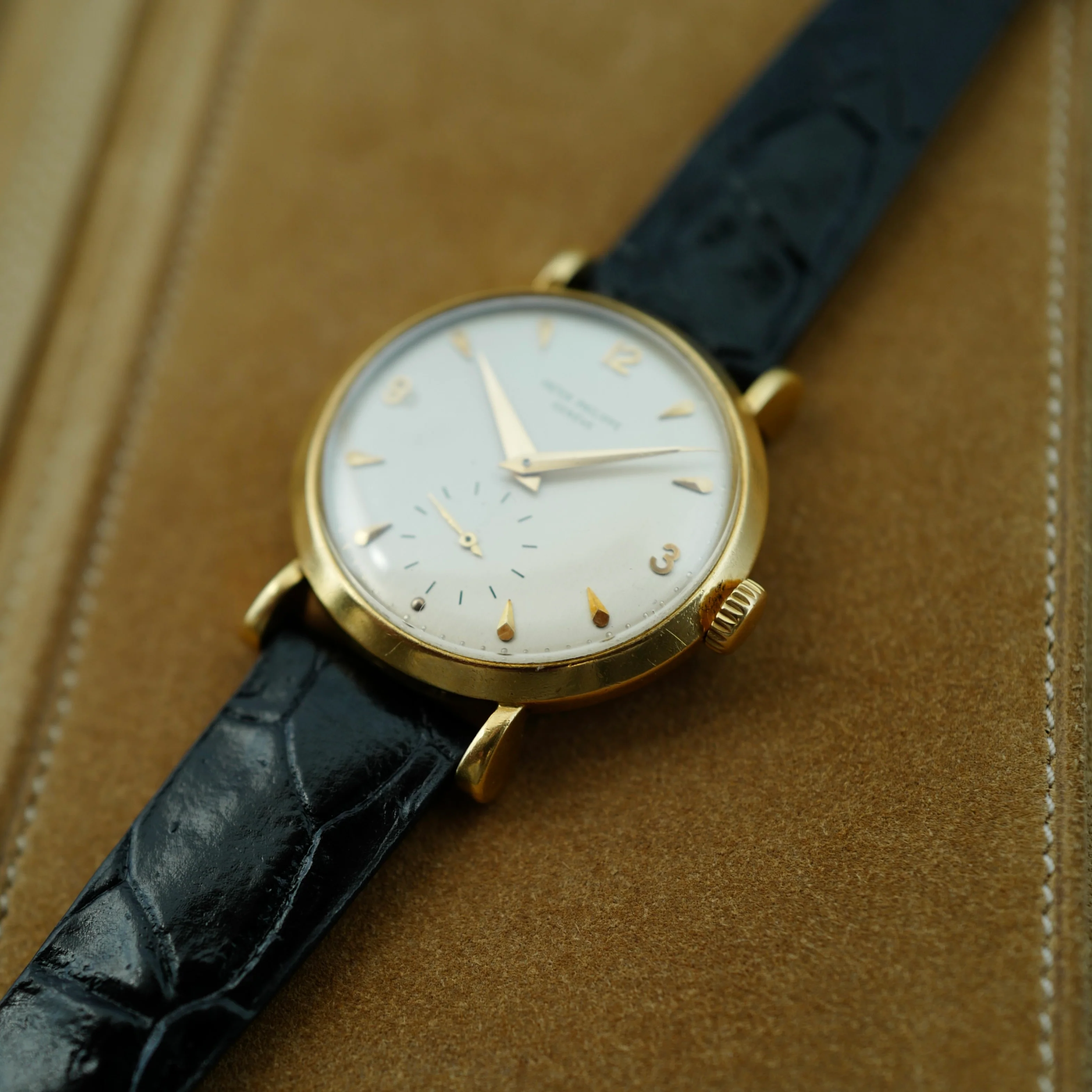 Patek Philippe Yellow Gold Oversized Calatrava Ref. 2458 - Image 6