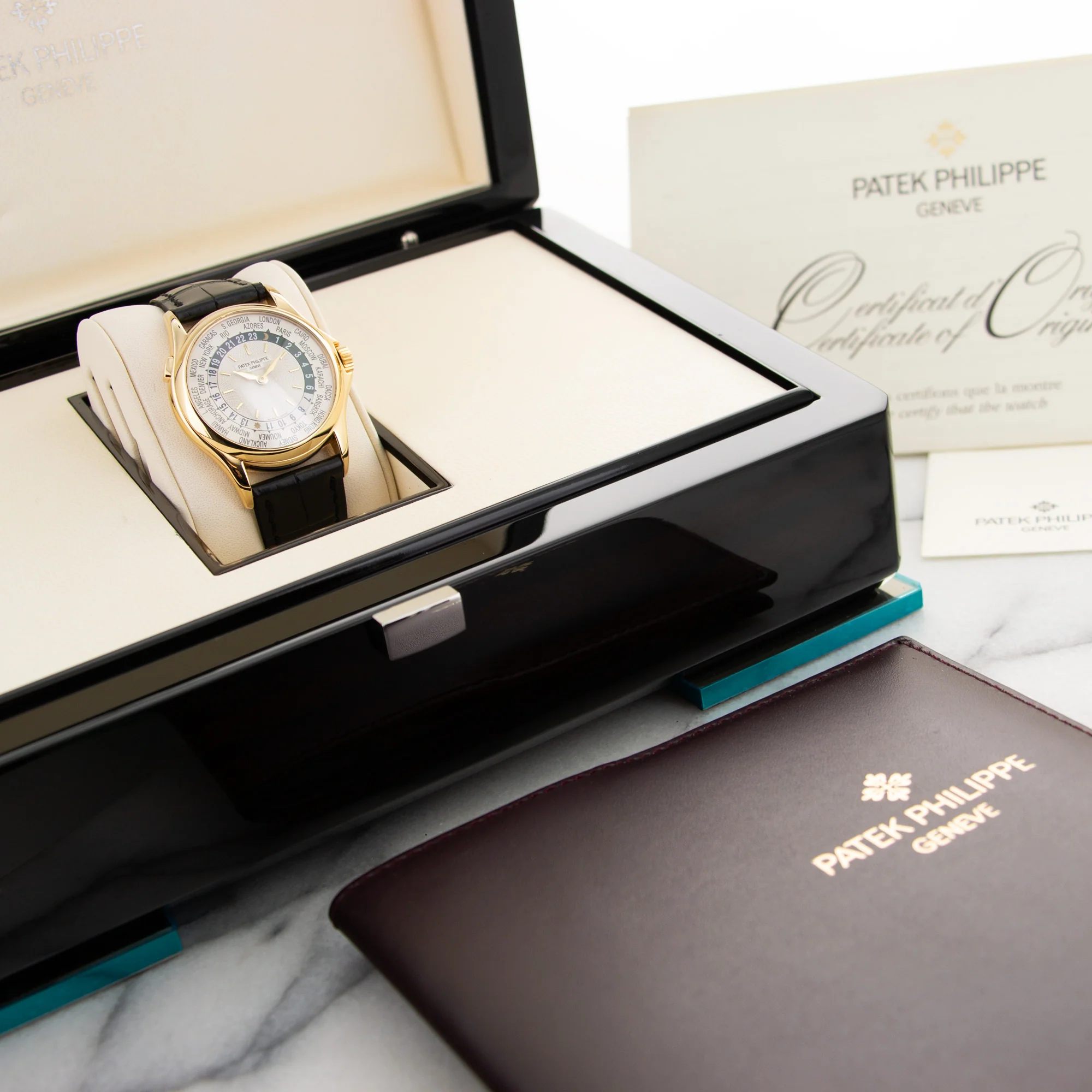 Patek Philippe Yellow Gold World Time Watch Ref. 5110, with Original Box and Papers - Image 6