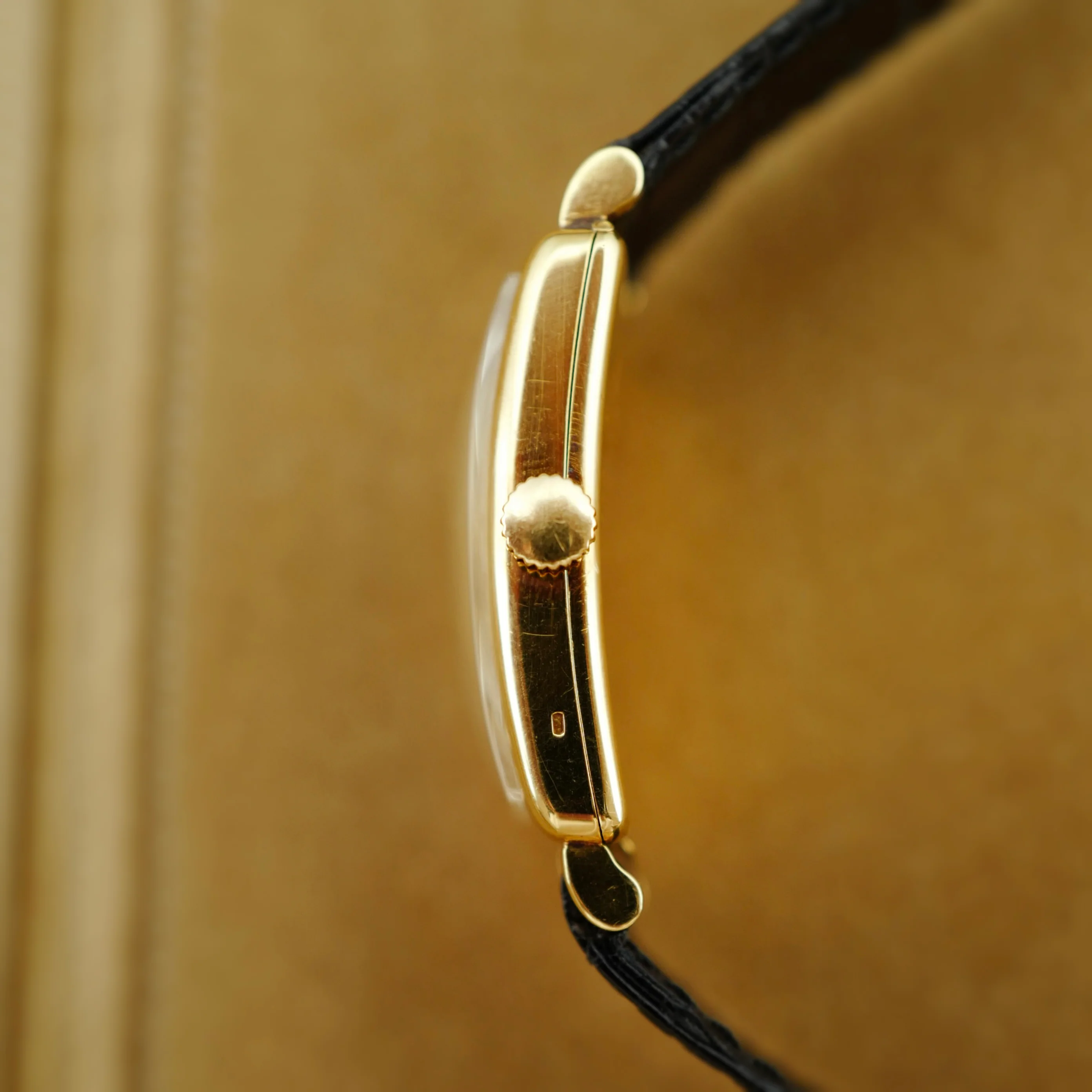 Patek Philipppe Yellow Gold Rectangular Breguet Numerals Watch Ref. 431 - Image 6