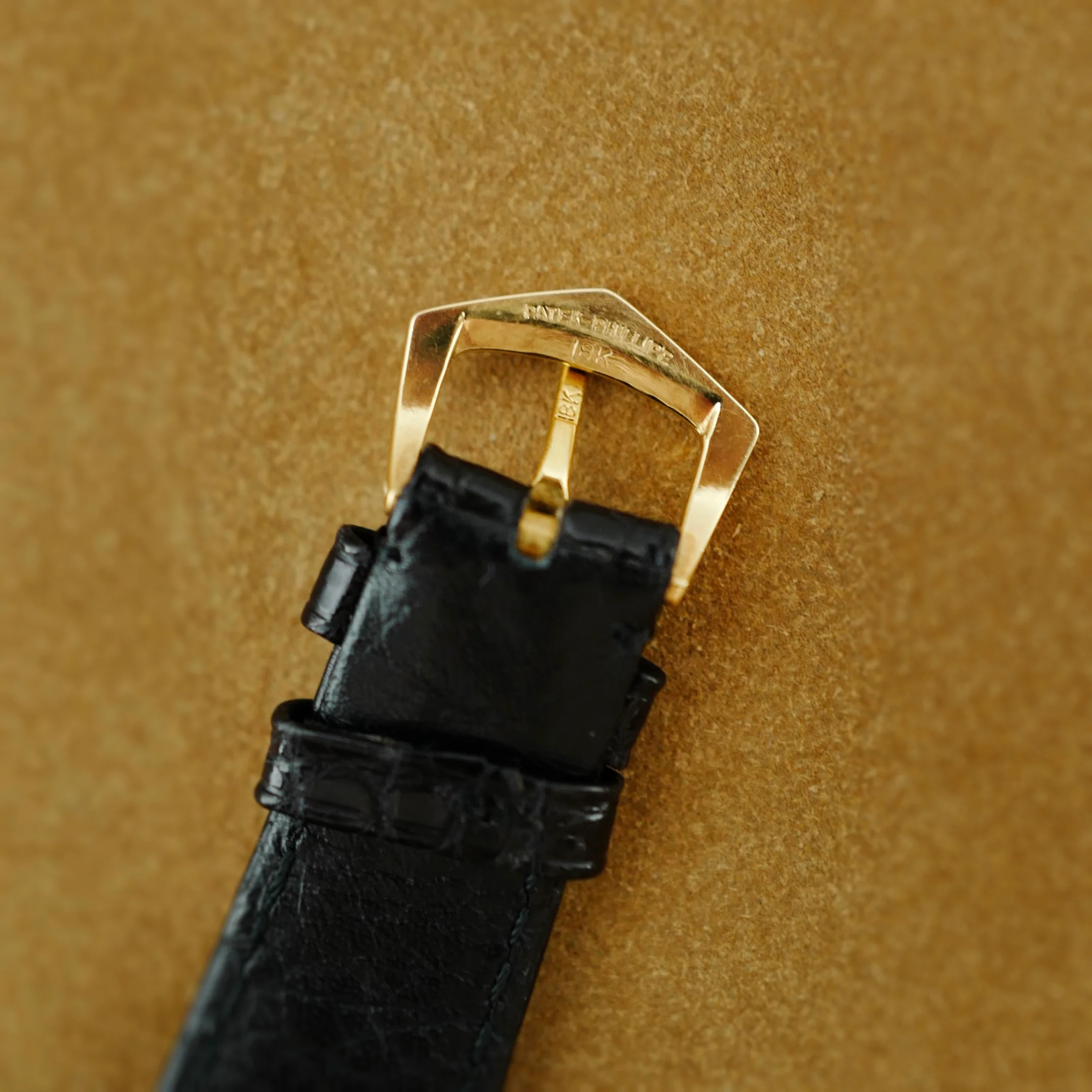 Patek Philipppe Yellow Gold Rectangular Breguet Numerals Watch Ref. 431 - Image 7