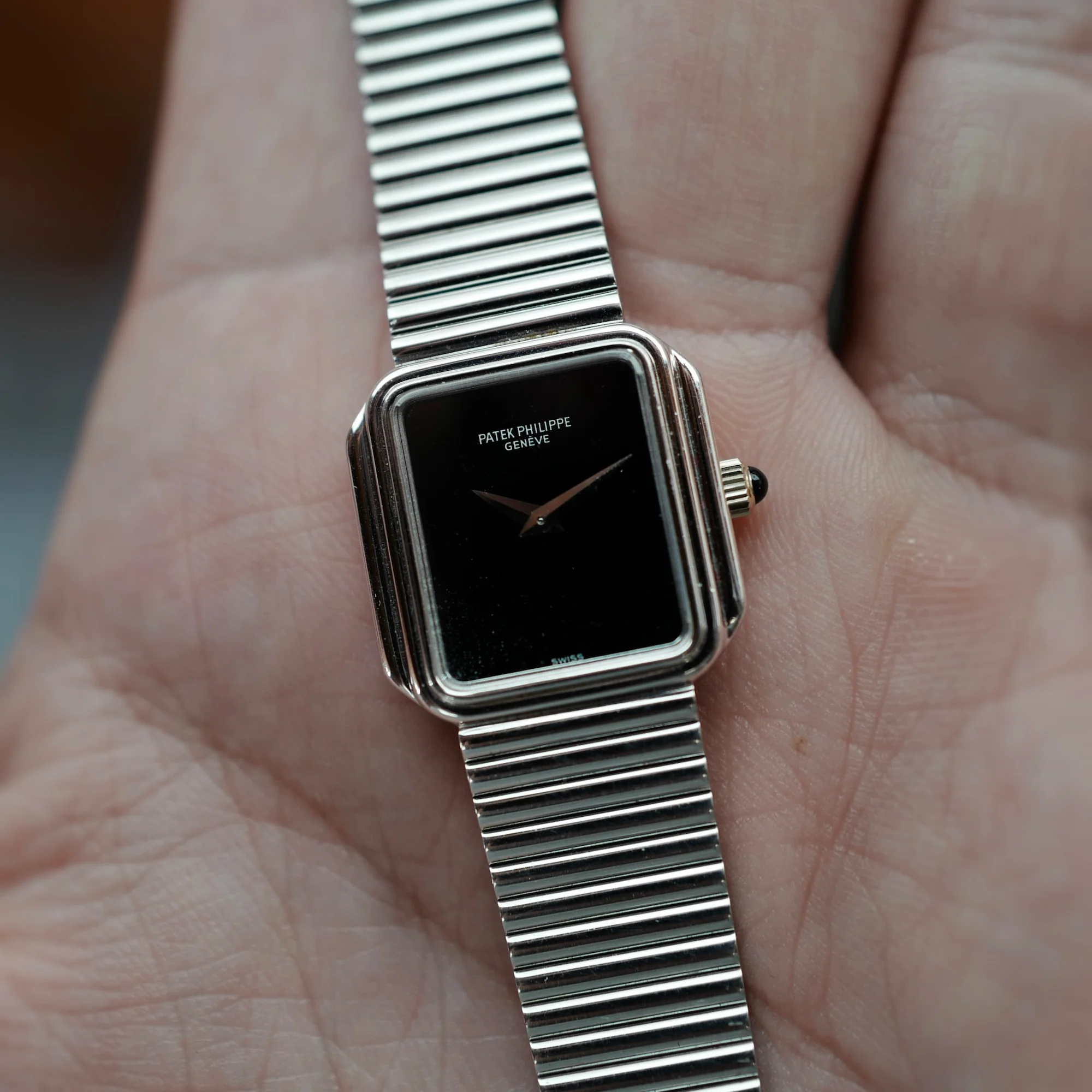 Patek White Gold and Onyx Integrated Watch Ref. 4429 - Image 4