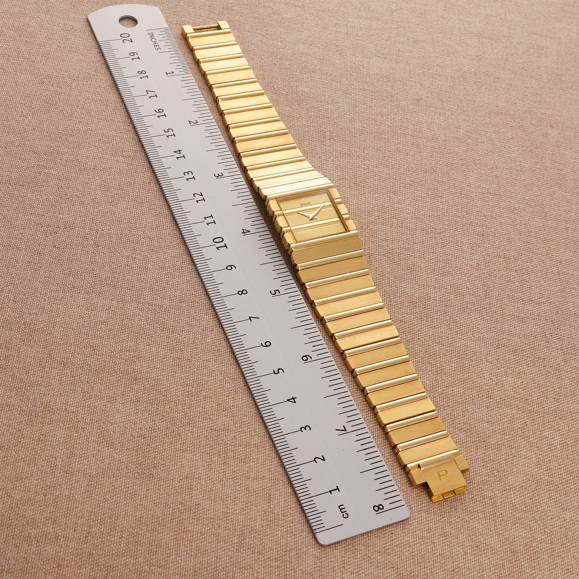 Piaget Yellow Gold Polo Ref. 7131 in Like New Condition - Image 9