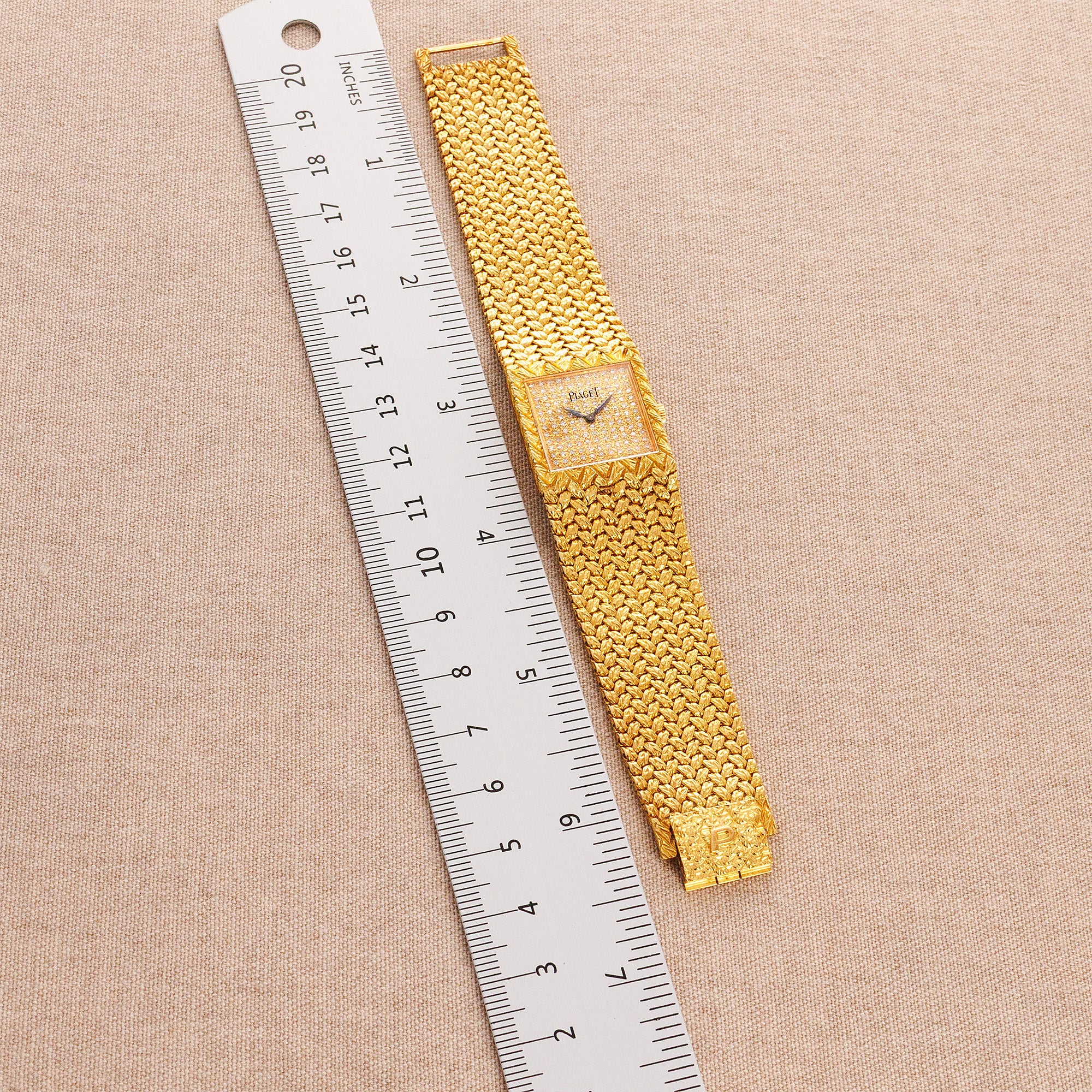 Piaget Yellow Gold Tradition Ref. 9352 with Pave Dial - Image 8