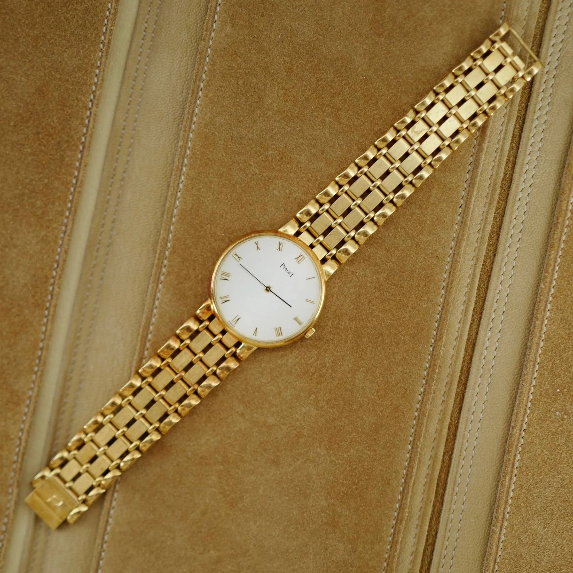 Piaget Yellow Gold Watch Ref. 8065 - Image 4