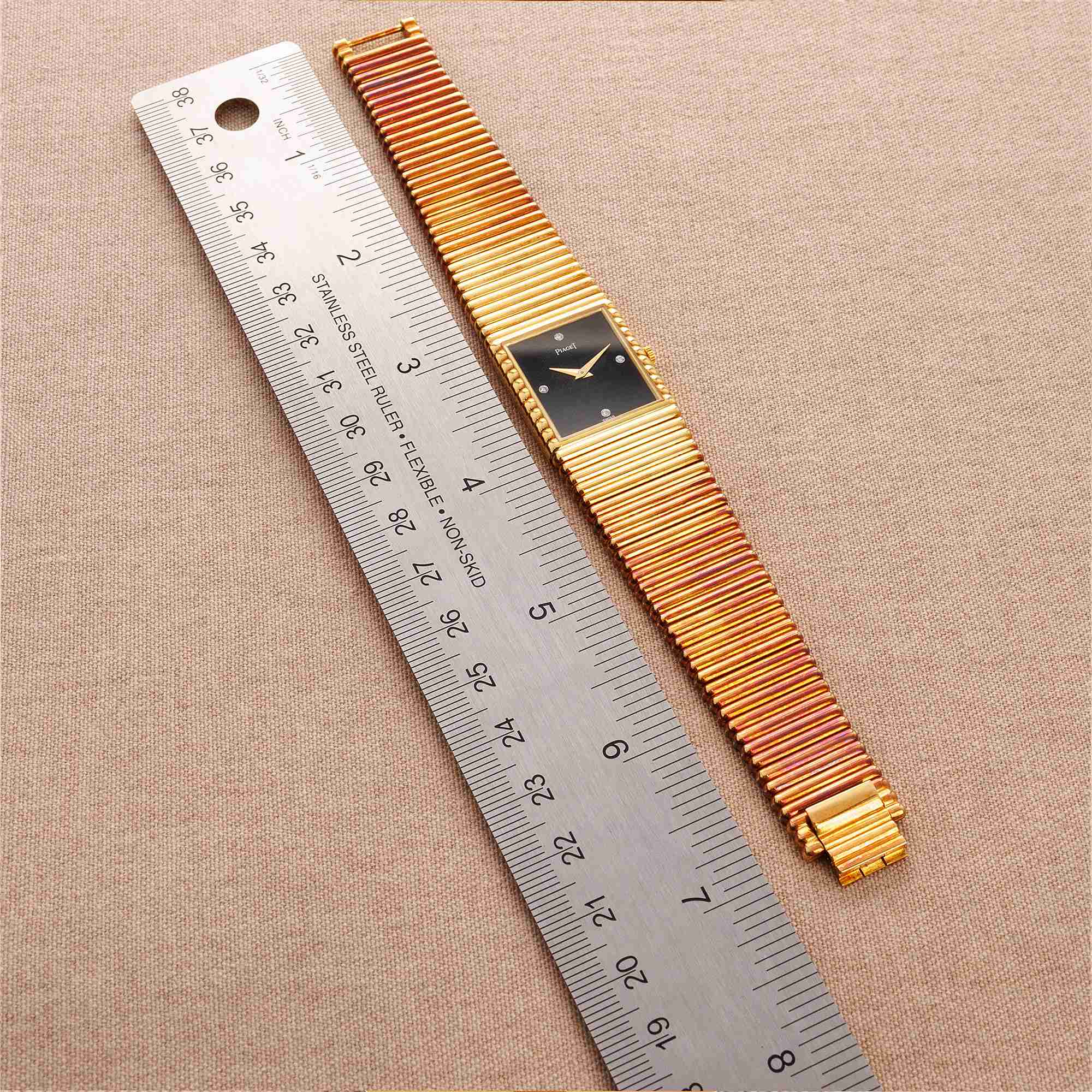 Piaget Yellow Gold and Onyx Emperador Ref. 91490C510 - Image 4