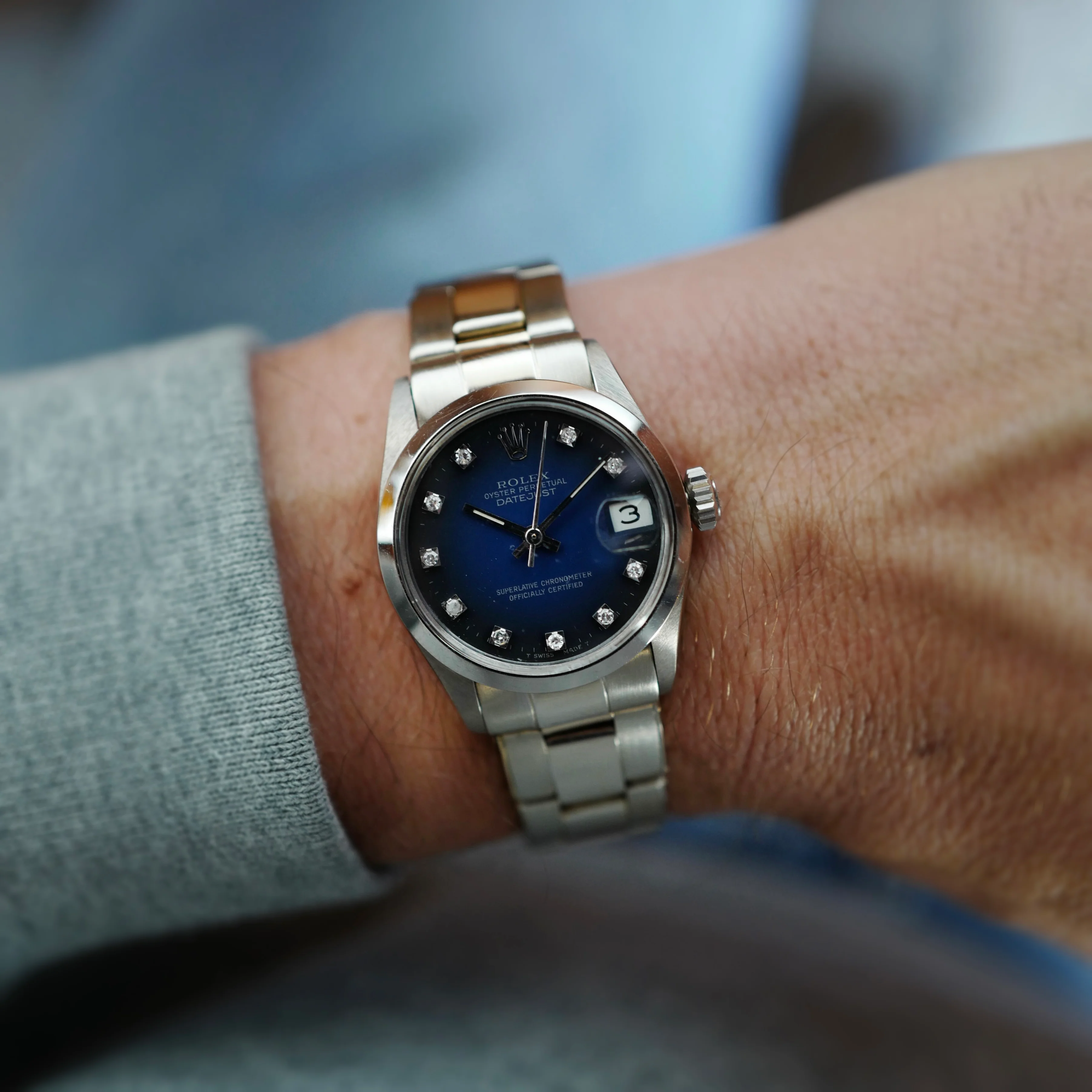 Rolex White Gold Datejust Ref. 6824 with Blue Vignette Dial - Image 2