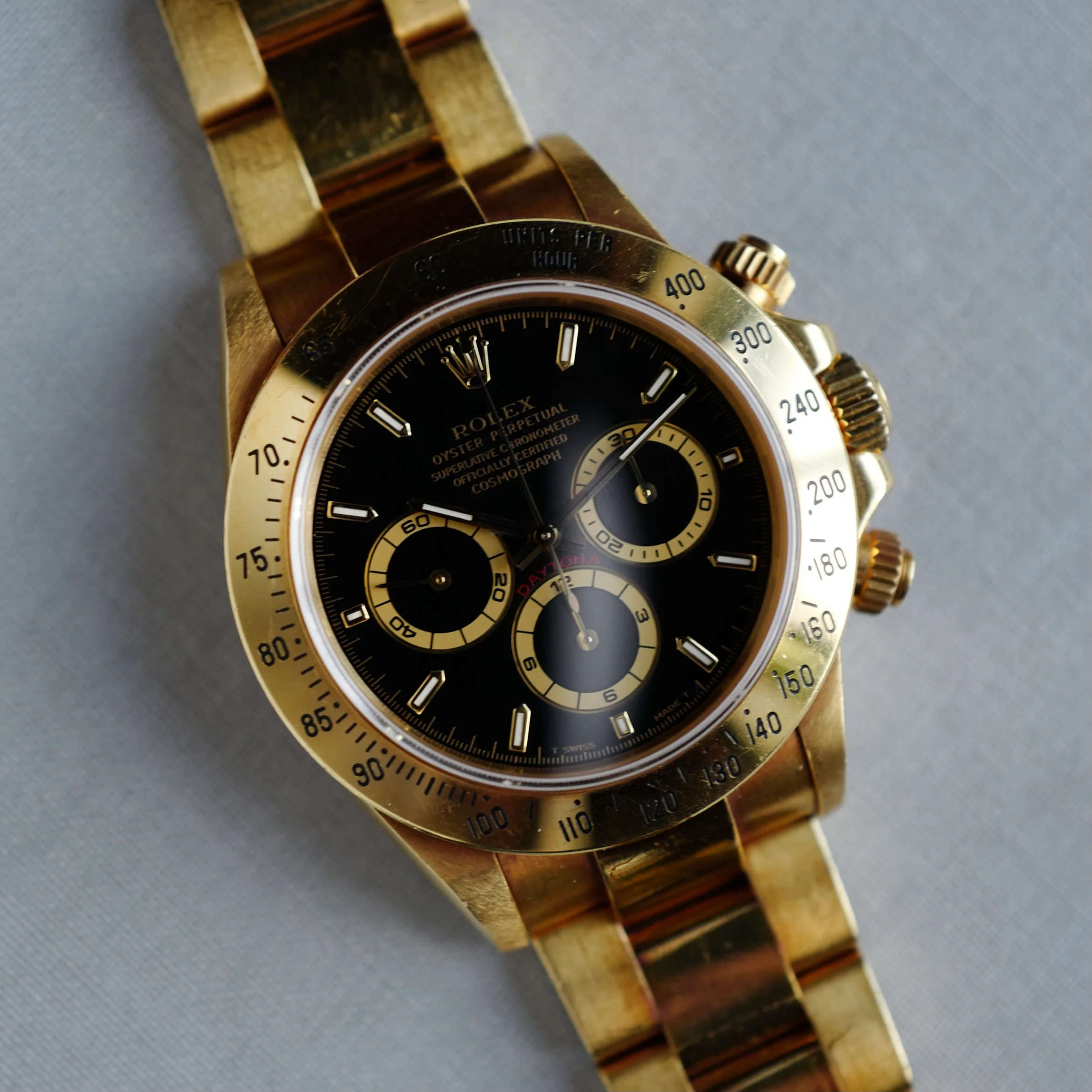 Rolex Yellow Gold Cosmograph Daytona Ref. 16528 in Superb Condition - Image 4