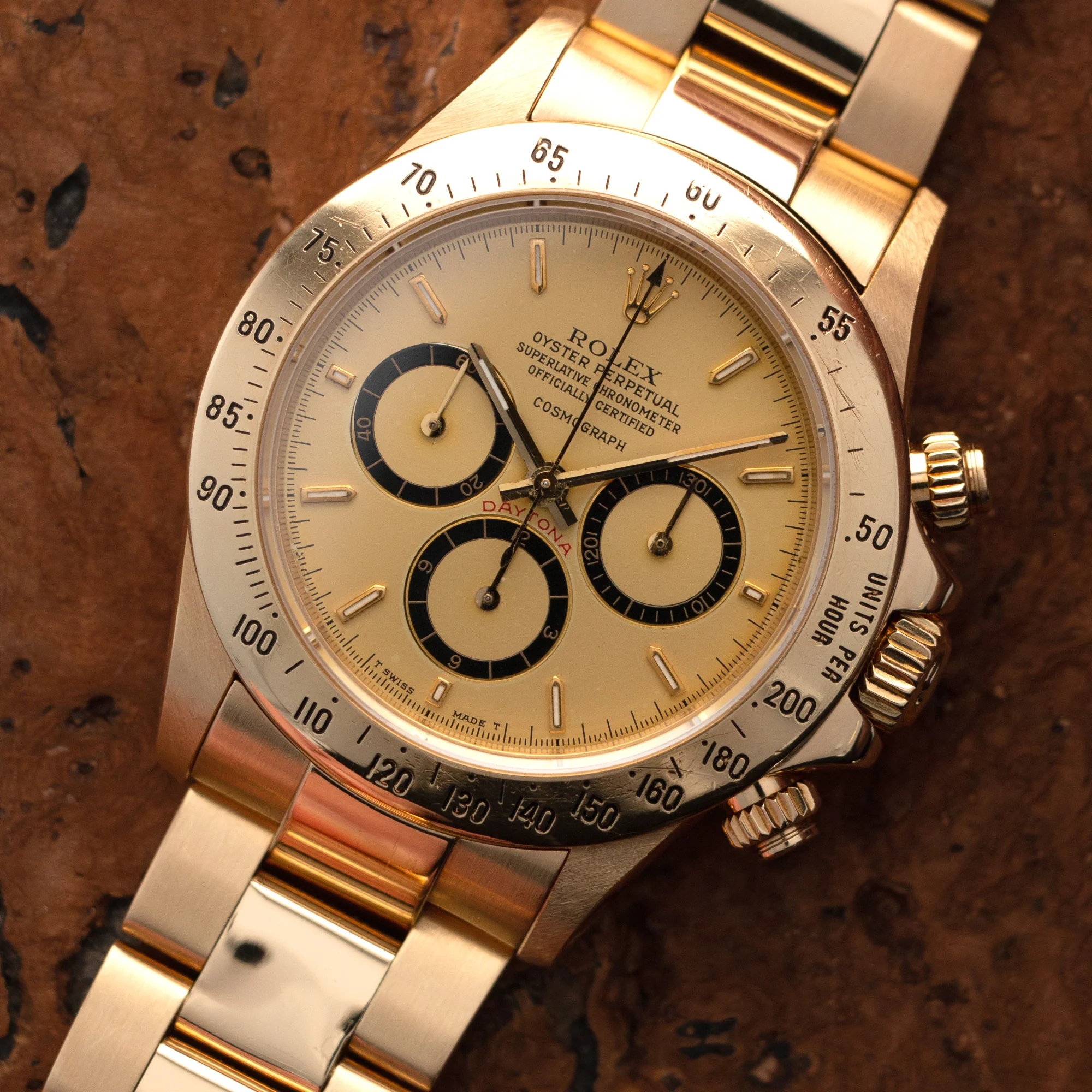 Rolex Yellow Gold Cosmograph Floating Daytona Watch Ref. 16528 - Image 2