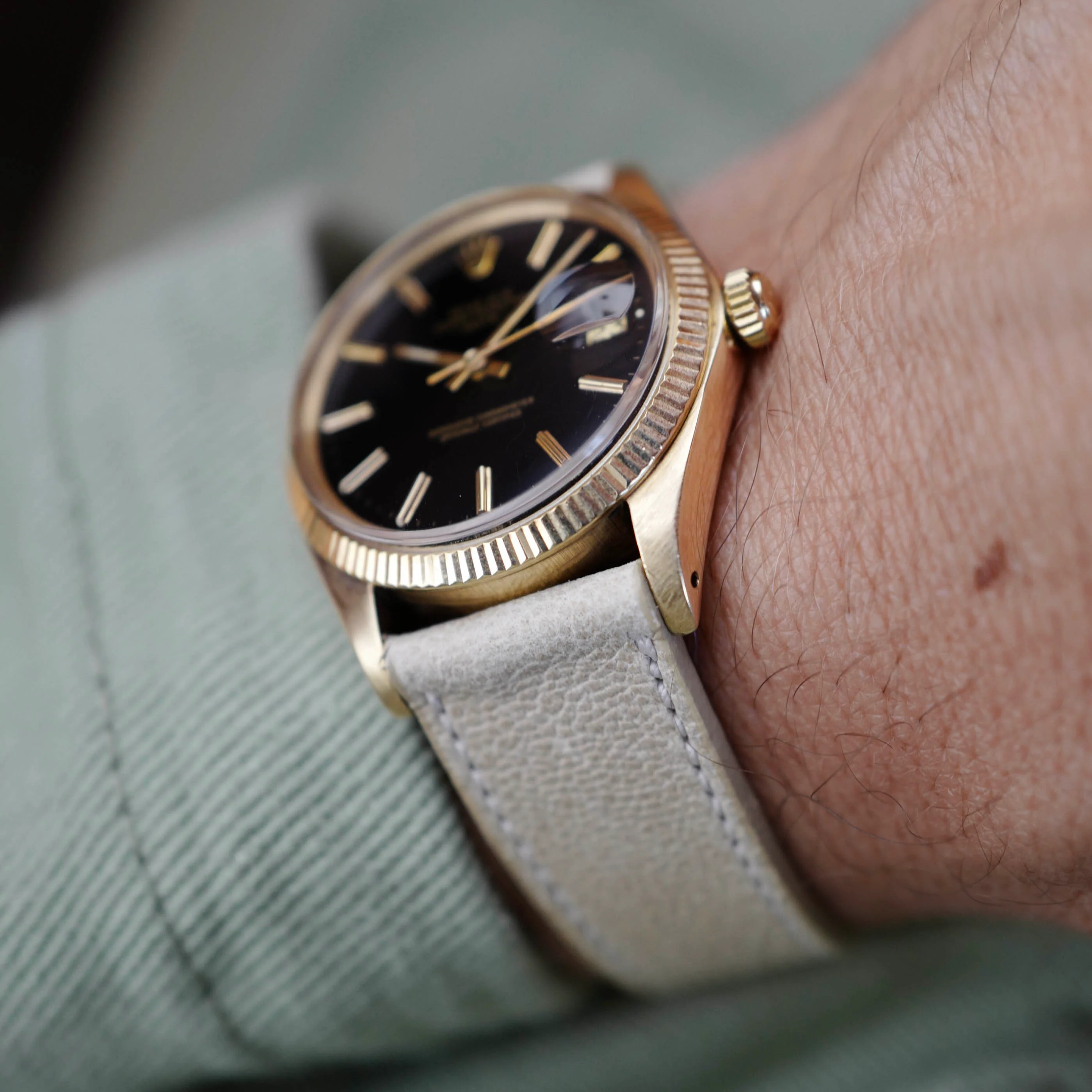 Rolex Yellow Gold Date Ref. 1503 with Original Warranty (NEW ARRIVAL) - Image 3
