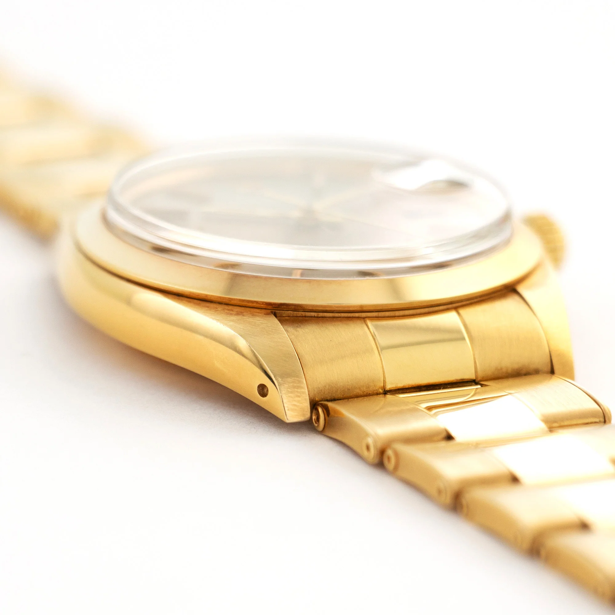 Rolex Yellow Gold Date Watch Ref. 1500 with Original Warranty Paper - Image 3