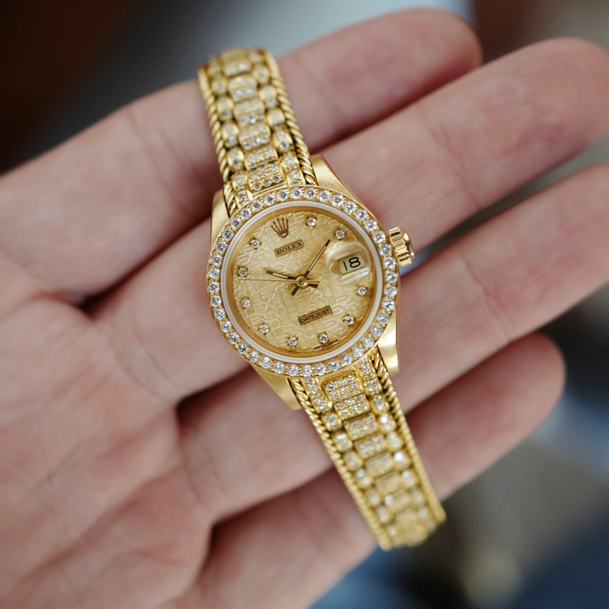 Rolex Yellow Gold Datejust full Diamond bracelet Watch Ref. 69138 - Image 3