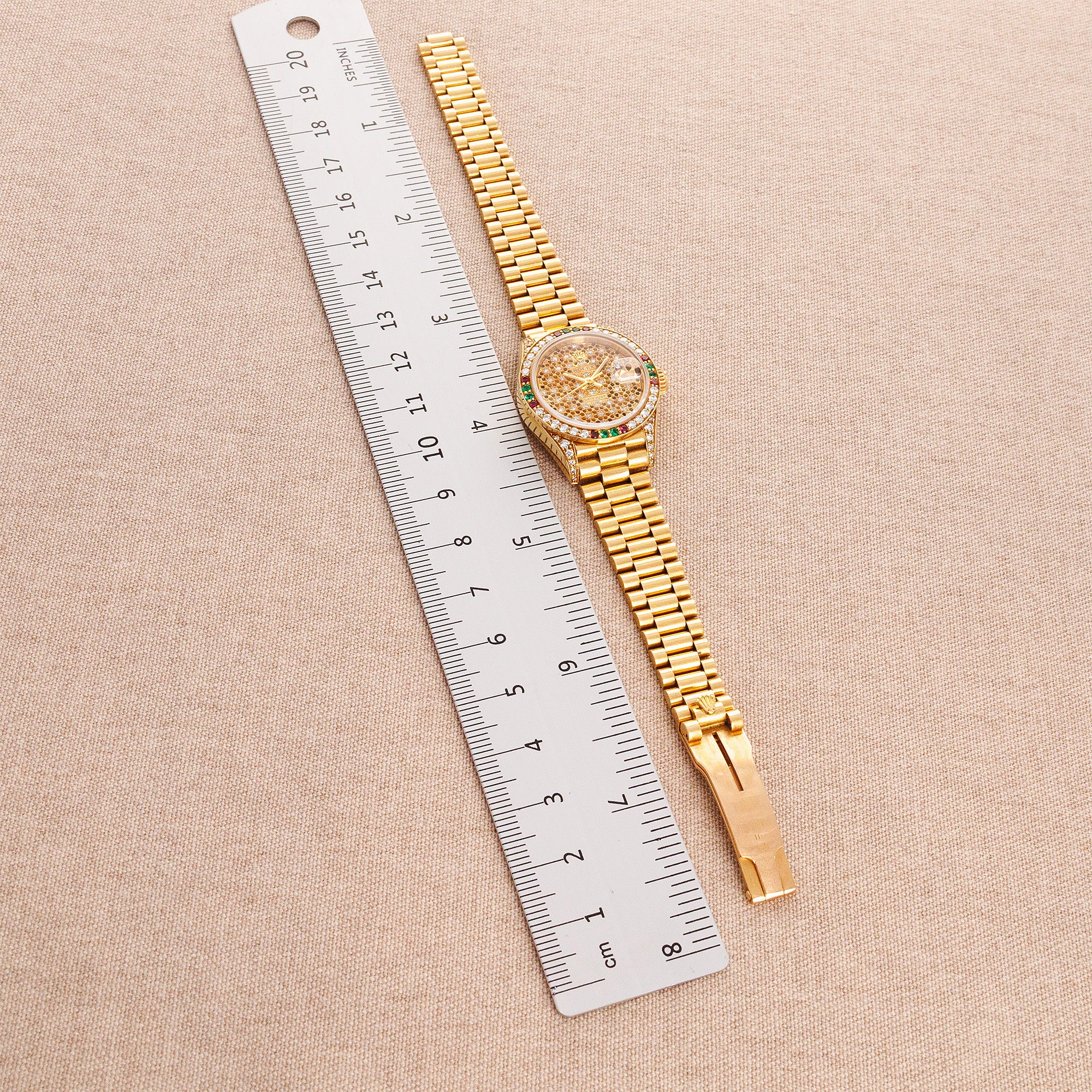Rolex Yellow Gold Datejust Watch Ref. 69038 with Factory Ruby, Sapphires and Diamonds - Image 6