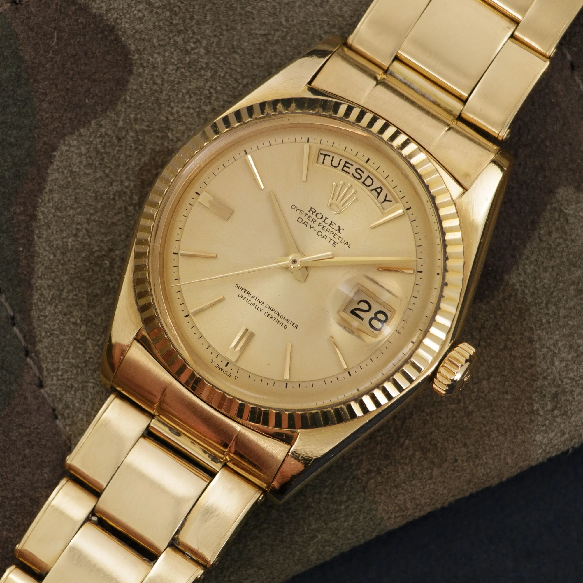 Rolex Yellow Gold Day-Date Oyster Rivet Watch Ref. 1803 - Image 2