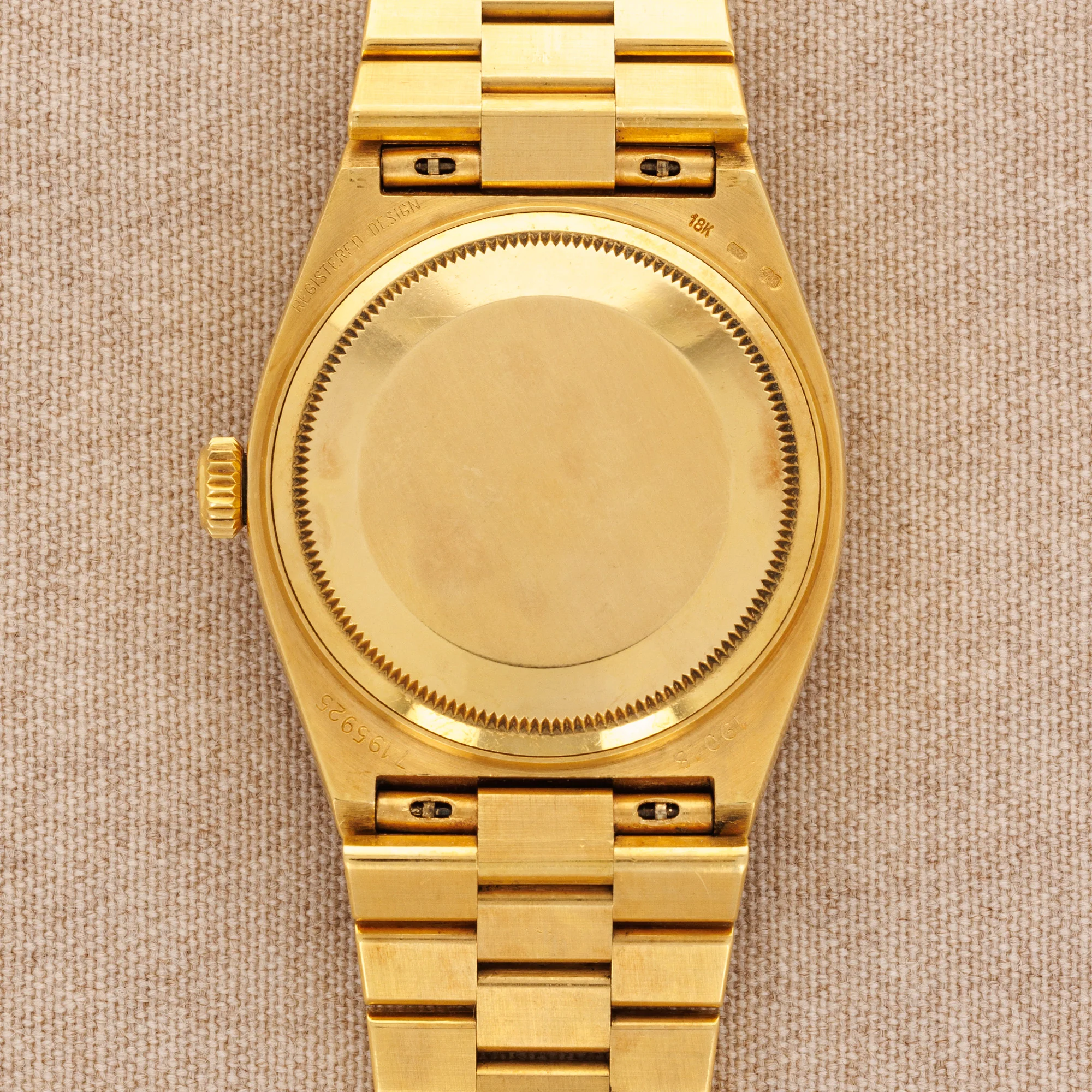 Rolex Yellow Gold Day-Date Oysterquartz Ref. 19018 - Image 3