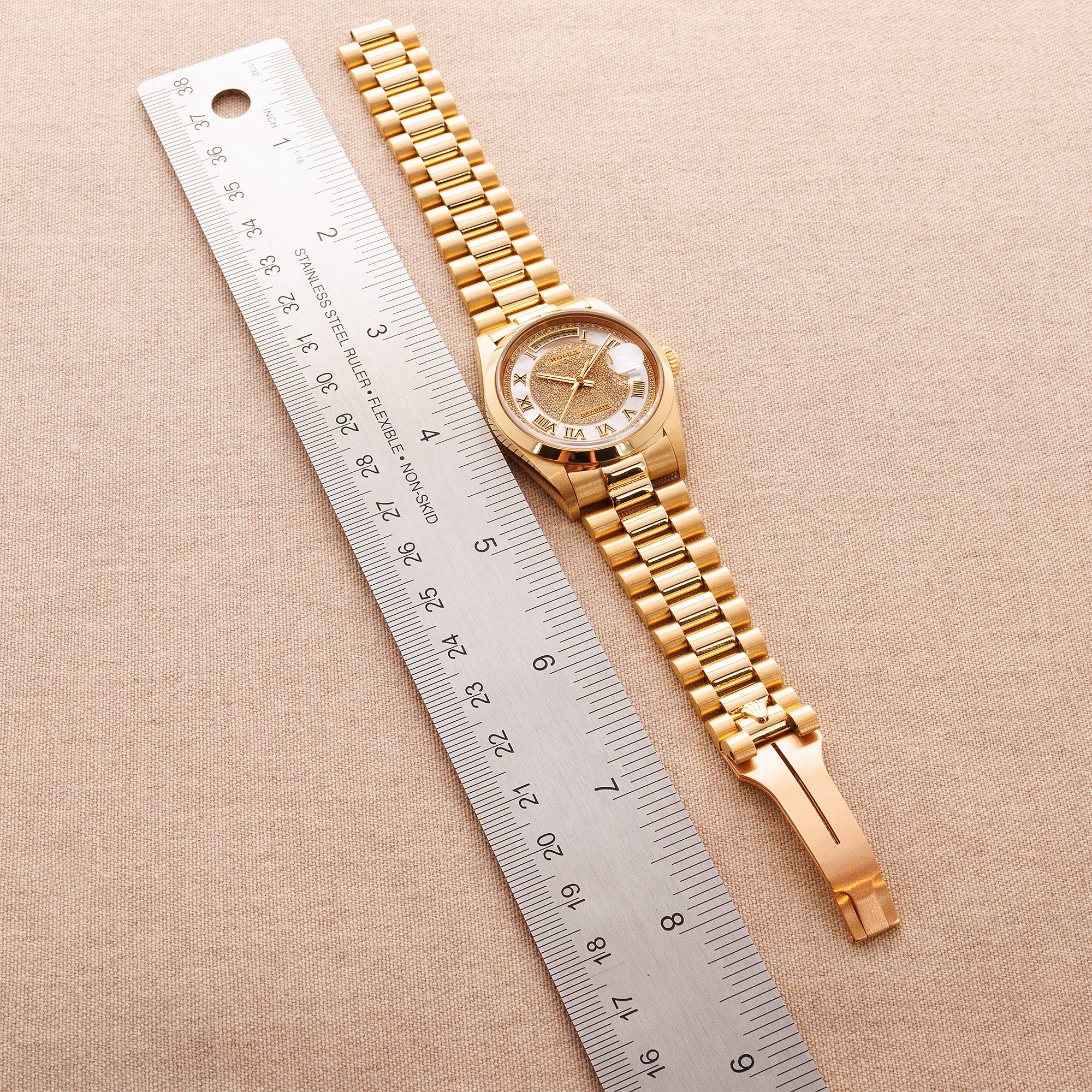 Rolex Yellow Gold Day-Date Watch Ref. 18208 with Mother of Pearl and Diamond Dial - Image 7