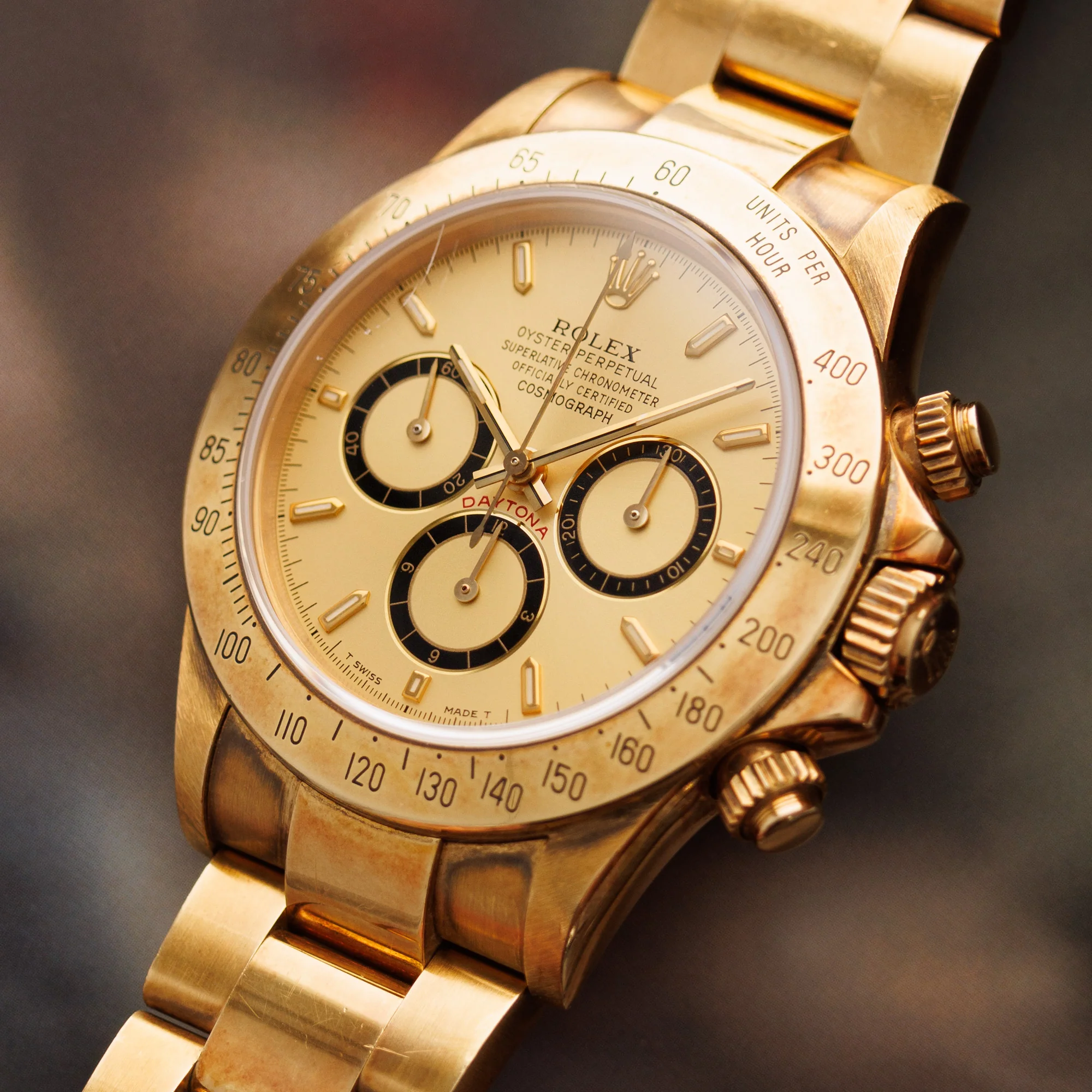Rolex Yellow Gold Daytona Ref. 16528 with N Serial - Image 2