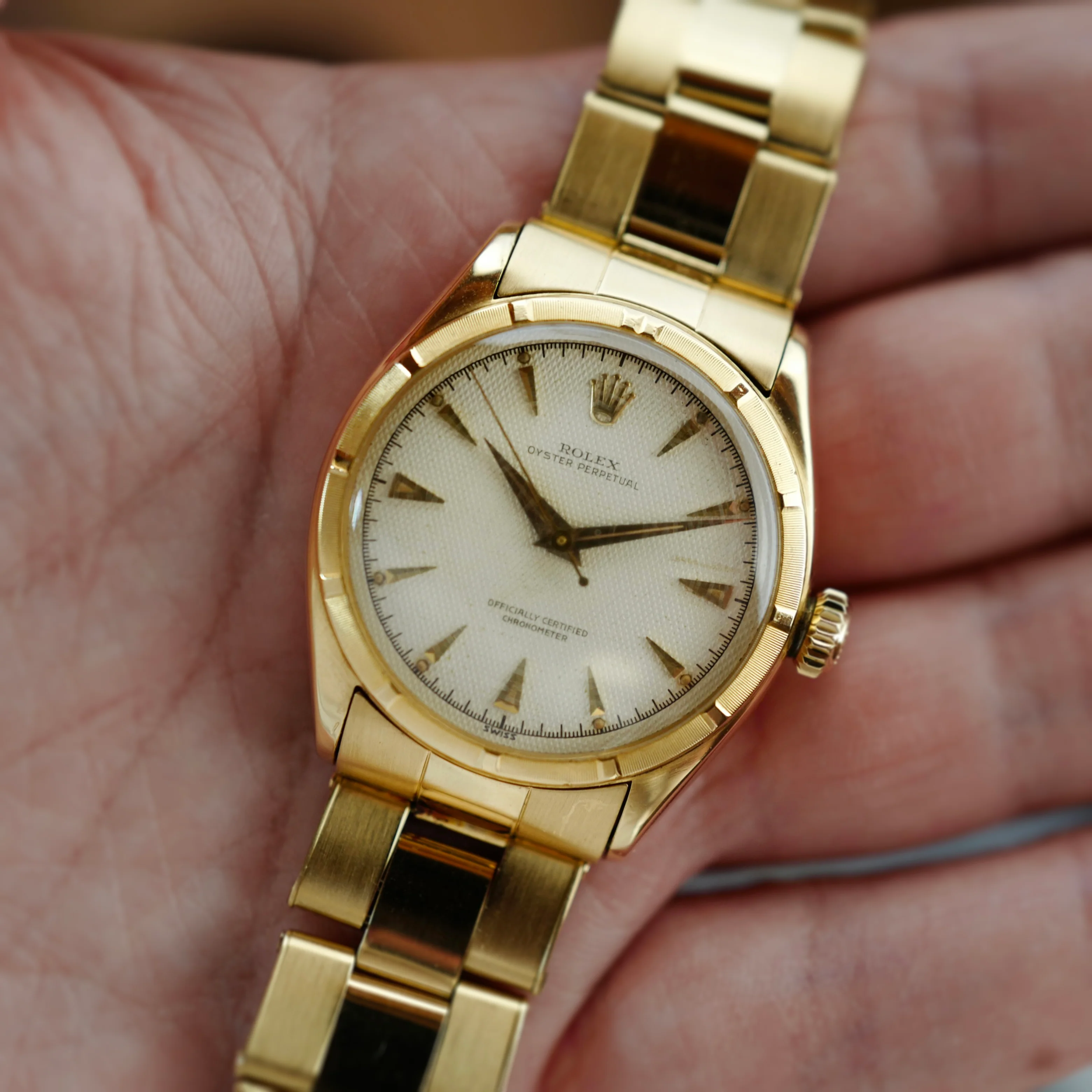 Rolex Yellow Gold Oyster Perpetual Honeycomb Watch Ref. 6085 (New Arrival) - Image 4