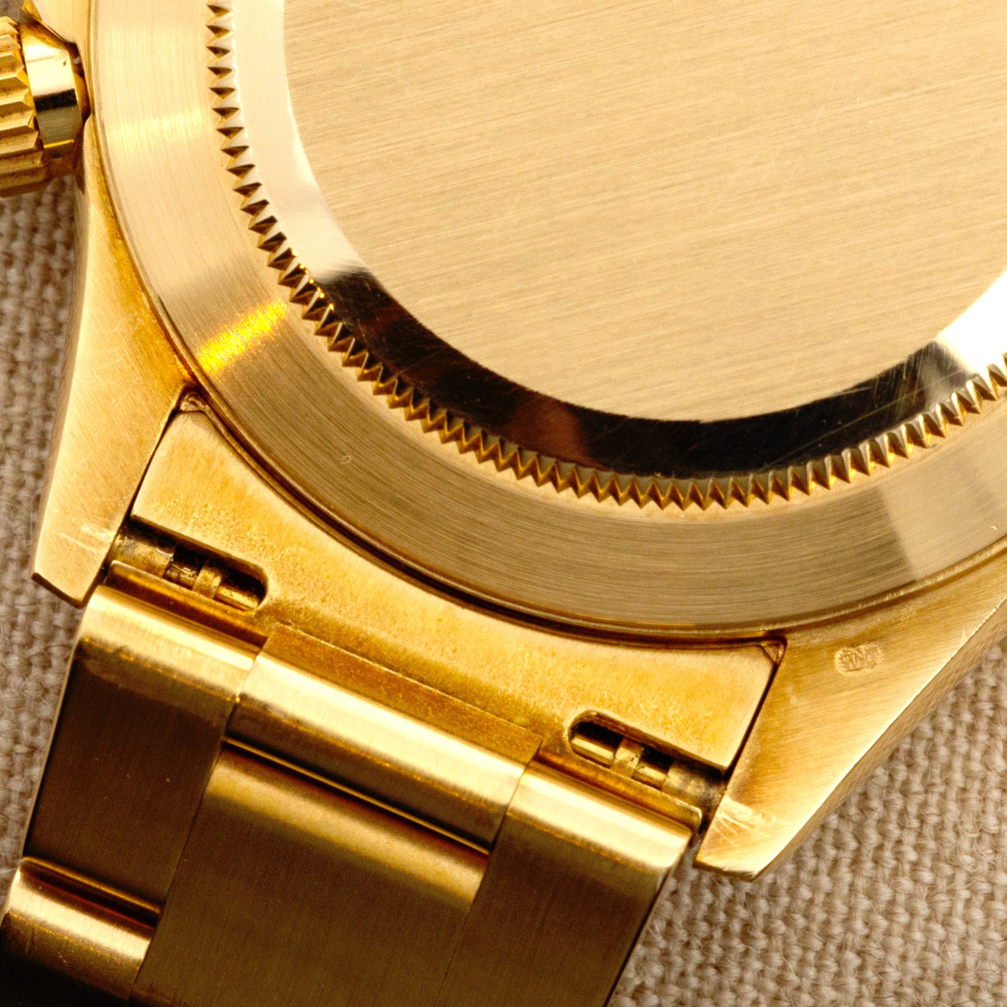 Rolex Yellow Gold Zenith Daytona Ref. 16528 with Champagne Diamond Dial - Image 7