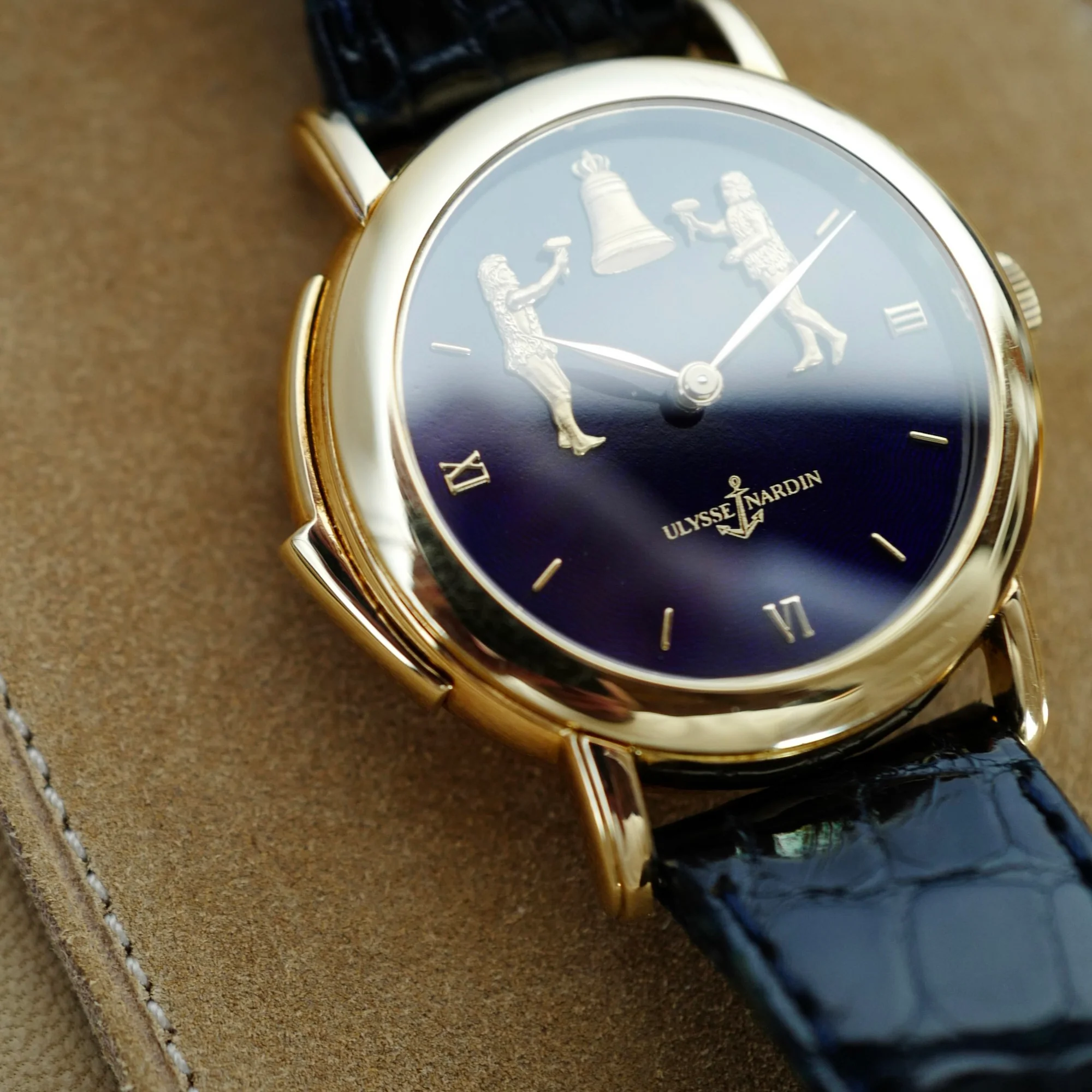 Ulysse Nardin Yellow Gold Minute Repeater Watch Ref. 701-22 - Image 3
