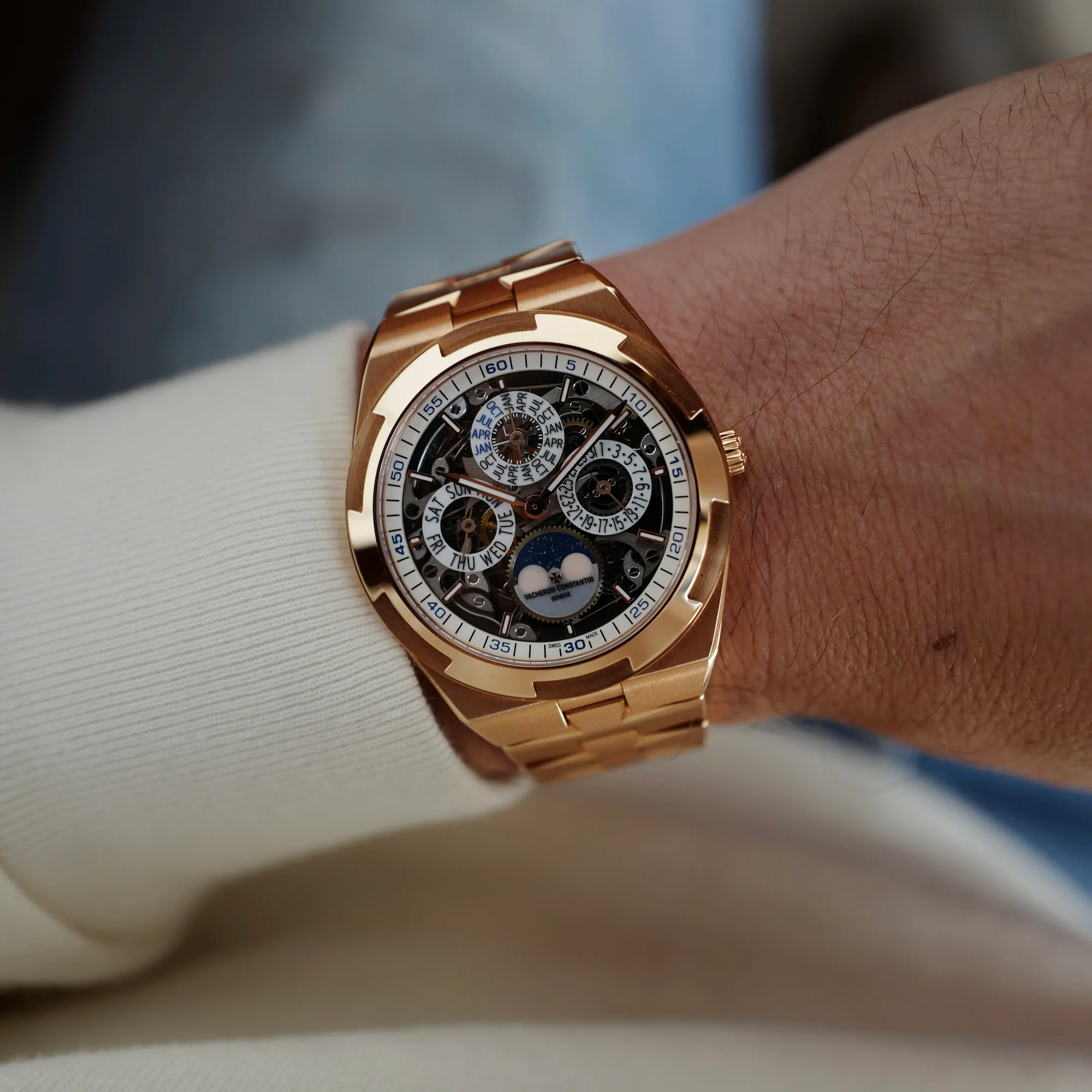 Vacheron Constantin Rose Gold Overseas Perpetual Caneldar Watch Ref. 4300 - Image 3