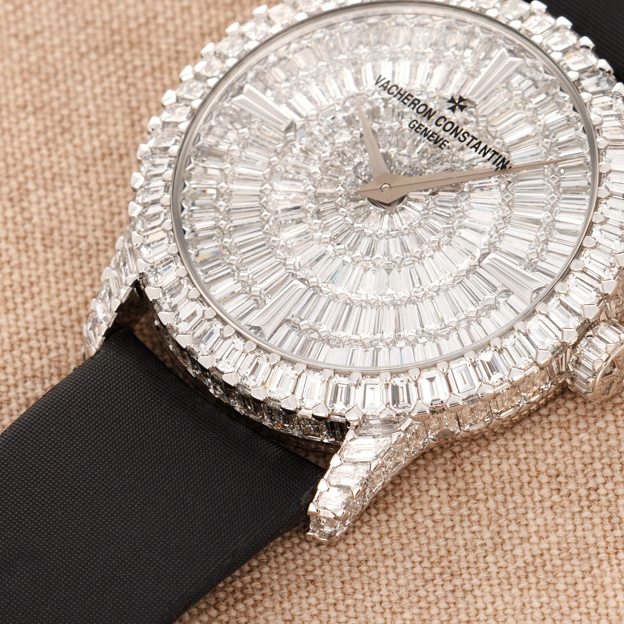 Vacheron Constantin White Gold Traditionnelle High Jewellery Watch Ref. 81760 - Image 4