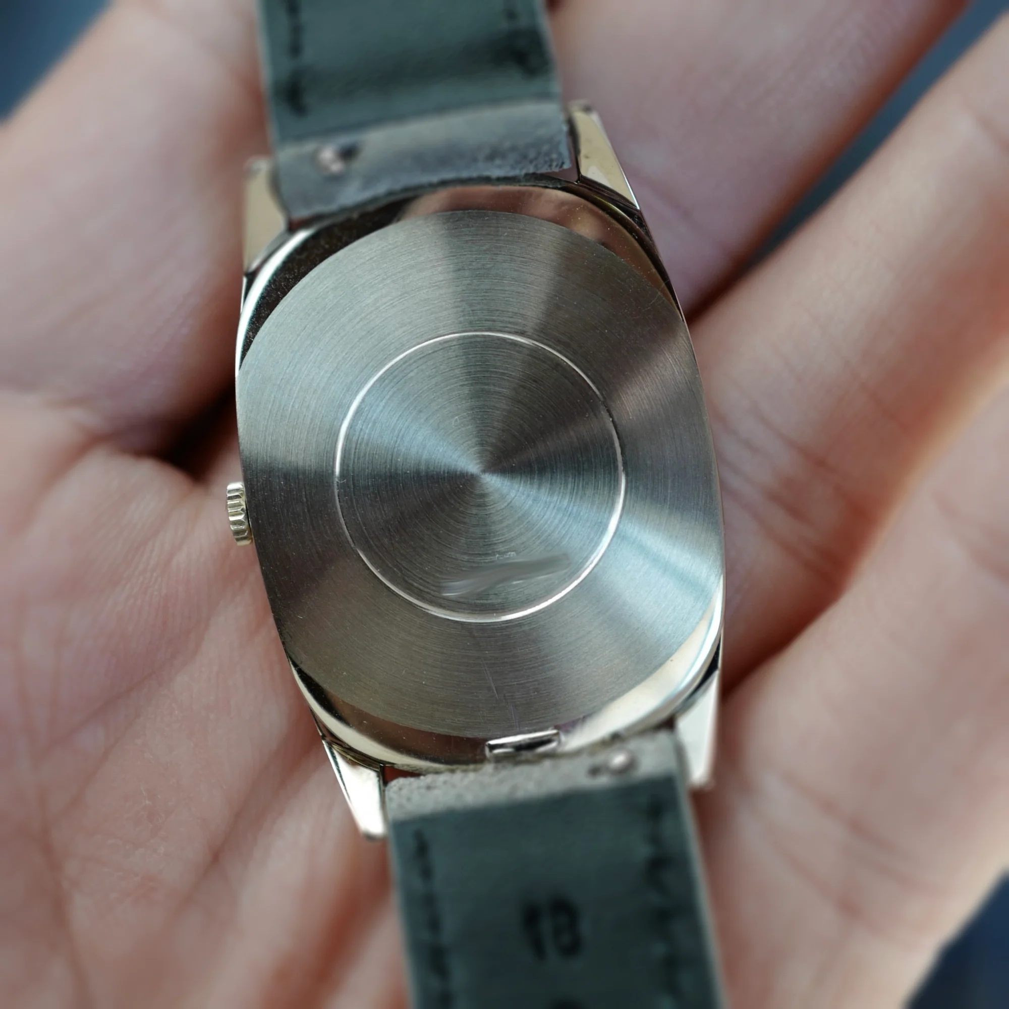 Vacheron Constantin White Gold Watch Ref. 2044 with Blue Dial - Image 7